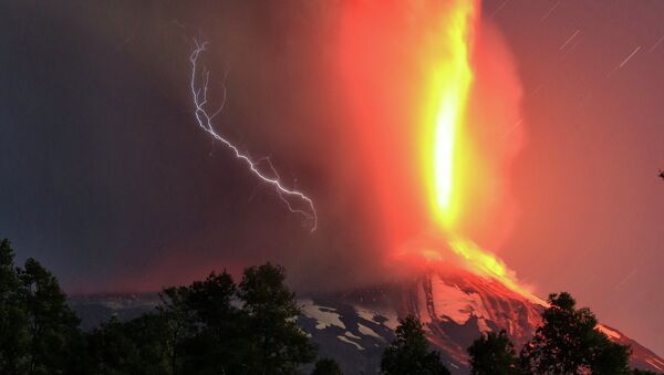 チリ南部、南アンデスのヴィリヤッリカ火山 - Sputnik 日本