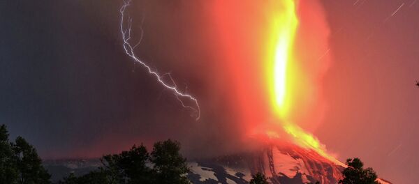 チリ南部、南アンデスのヴィリヤッリカ火山 チリ南部、南アンデスのヴィリヤッリカ火山 - Sputnik 日本