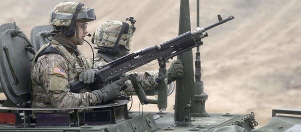 NATO軍の装甲車 NATO軍の装甲車 - Sputnik 日本