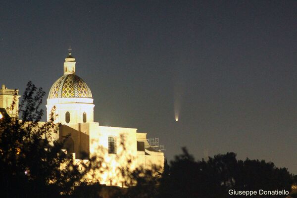 2020年7月8日、イタリア上空で観測されたネオワイズ彗星 - Sputnik 日本
