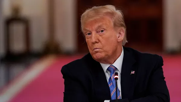 US President Donald Trump hosts an event on reopening schools amid the coronavirus disease (COVID-19) pandemic in the East Room at the White House in Washington, U.S., July 7, 2020 - Sputnik 日本