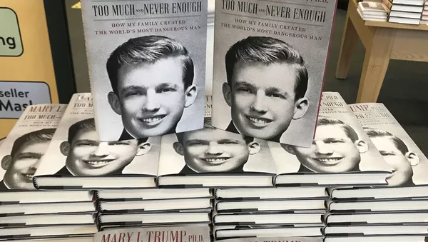 トランプ氏の苦悩の幼少期についての姪の暴露本　発売初日に95万部が完売