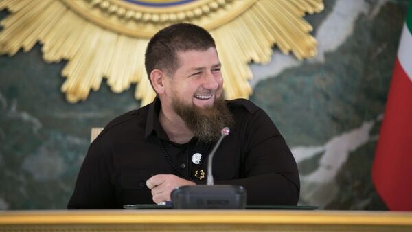 Глава Чечни Рамзан Кадыров на заседании оперштаба по борьбе с распространением коронавируса - Sputnik 日本