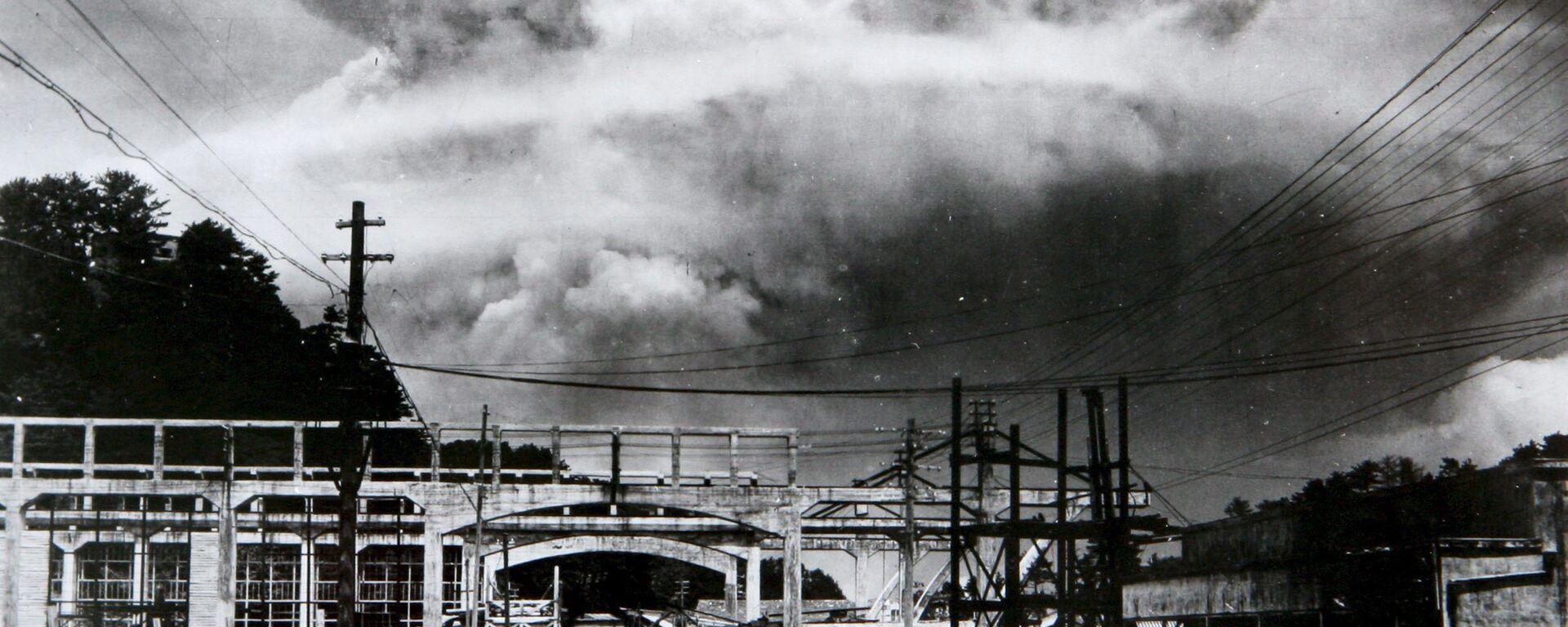 長崎市への原子爆弾投下に伴って発生したキノコ雲 - Sputnik 日本, 1920, 13.12.2022