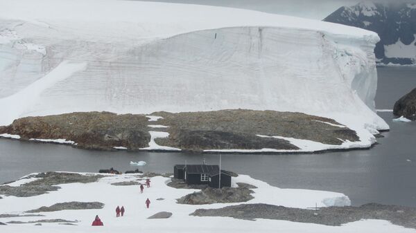  南極のウインター島にある英国の調査基地跡「ウォーディーハウス」。1947年1月7日に建設され、現在は博物館となっている - Sputnik 日本