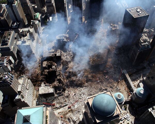 2001年9月17日に撮影された、世界貿易センタービル崩壊現場の航空写真 - Sputnik 日本