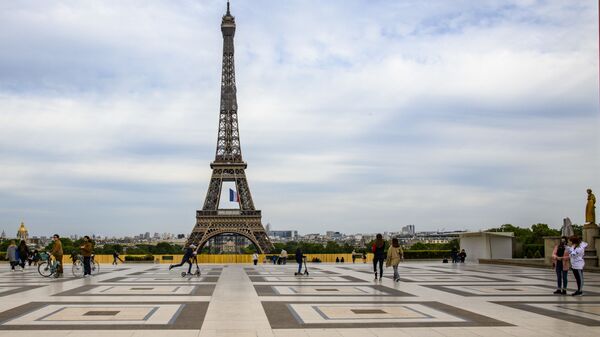 Площадь Трокадеро и Эйфелева башня в Париже - Sputnik 日本