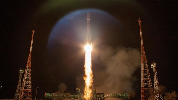 Пуск ракеты-носителя Союз-2.1б с разгонным блоком Фрегат и 34 космическими аппаратами OneWeb на борту с космодрома Байконур - Sputnik 日本
