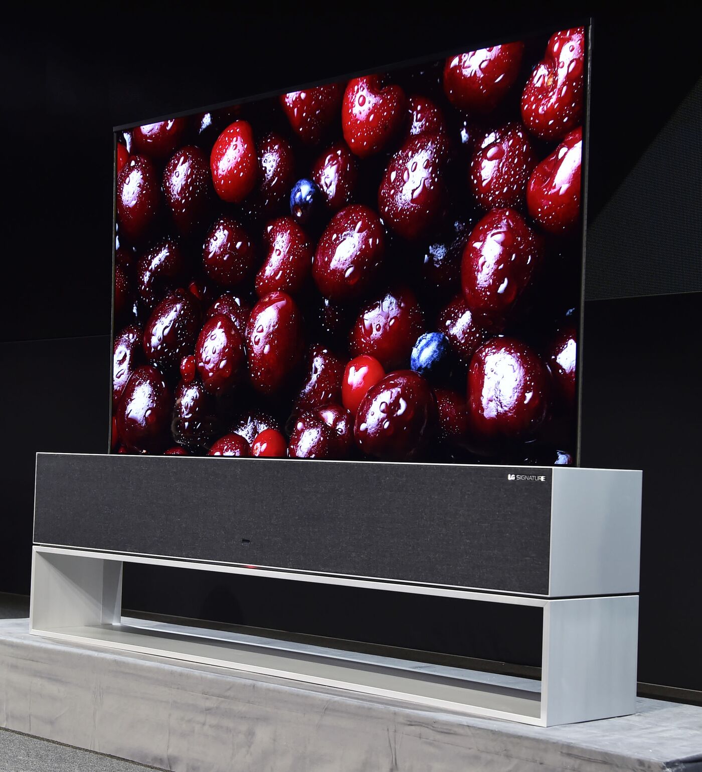 7827047_834:-1:2694: