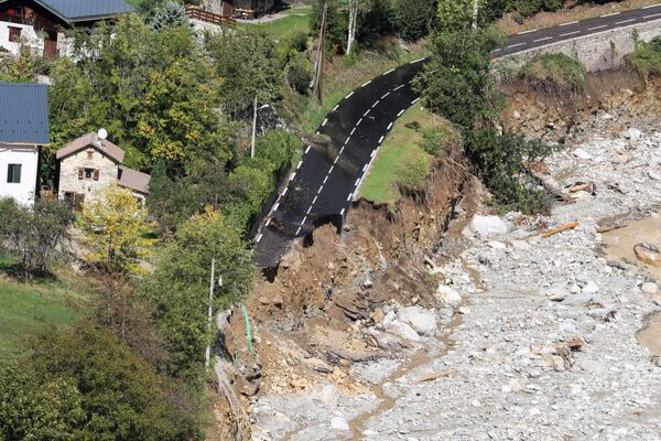 フランス南東部サン＝マルタン＝ヴェジュビーでの洪水被害の様子（2020年10月3日） - Sputnik 日本