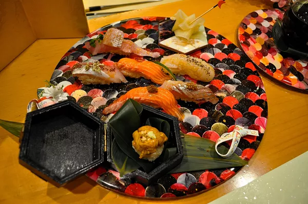 女性職人だけの寿司店:「なでしこ寿司」店長が薬膳寿司、ブランド、性差別について語った 女性職人だけの寿司店:「なでしこ寿司」店長が薬膳寿司、ブランド、性差別について語った - Sputnik 日本