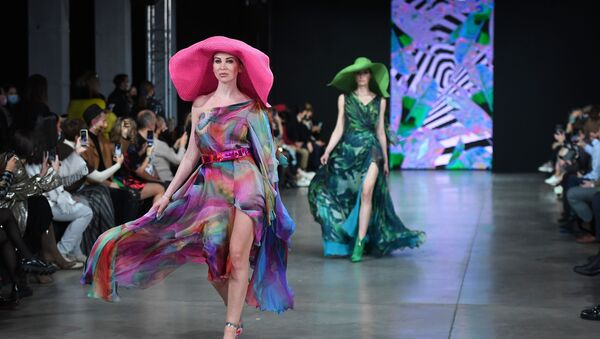 ロシアで開催されたメルセデス・ベンツ　ファッション・ウィーク - Sputnik 日本