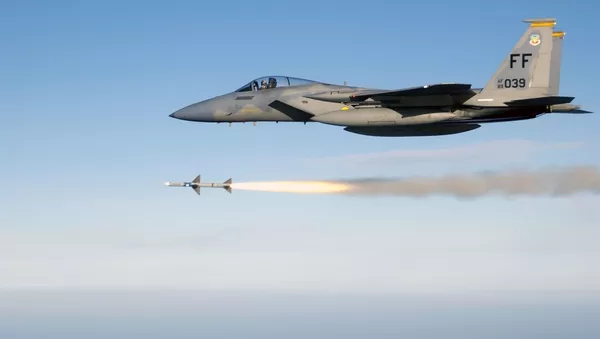 戦闘機F-15 - Sputnik 日本