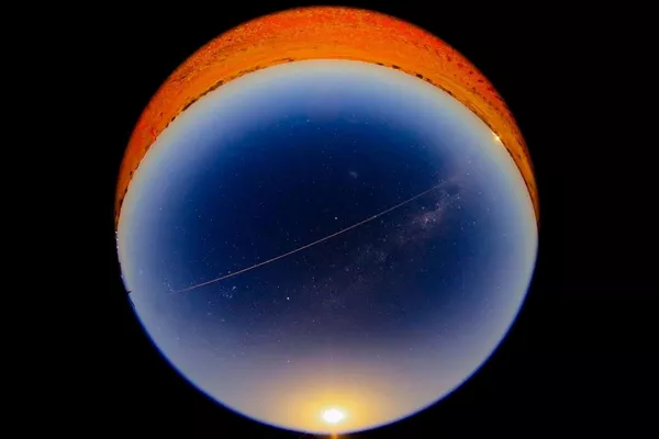 オーストラリアで観測された、地球の大気圏に突入した小惑星探査機「はやぶさ2」のカプセル - Sputnik 日本