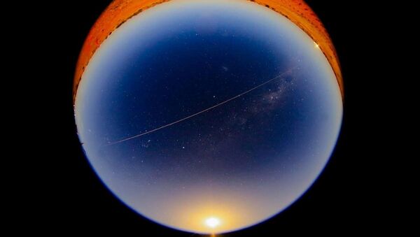 オーストラリアで観測された地球の大気圏に突入した小惑星探査機「はやぶさ2」のカプセル - Sputnik 日本