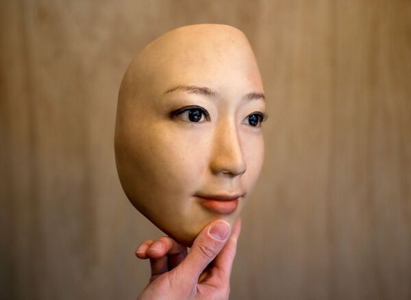 実在する人物の顔をもとに作られたマスク - Sputnik 日本