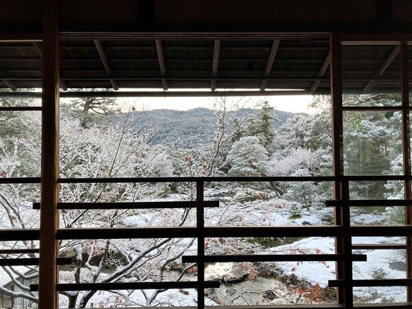 雪が積もった京都・無鄰菴（むりんあん）の庭園 - Sputnik 日本