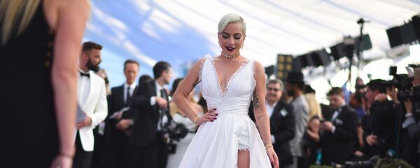 レディー・ガガとジェニファー・ロペス、バイデン氏就任式で公演
 - Sputnik 日本