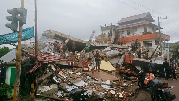 インドネシア西スラウェシ島地震　死者は34人に - Sputnik 日本