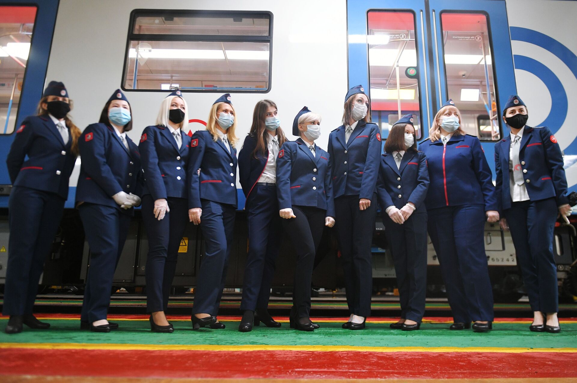 1月からモスクワの地下鉄で働く女性運転手　最初の1ヶ月間について語る - Sputnik 日本, 1920, 03.02.2021