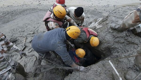 インドで氷河の崩壊　死者7人、170人が行方不明 - Sputnik 日本