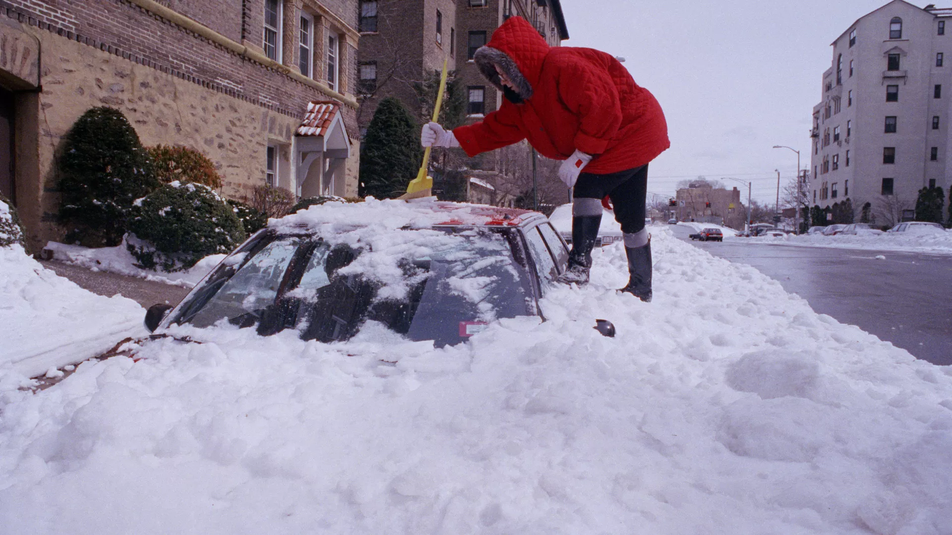 米国の猛吹雪、全米で死者34人に拡大