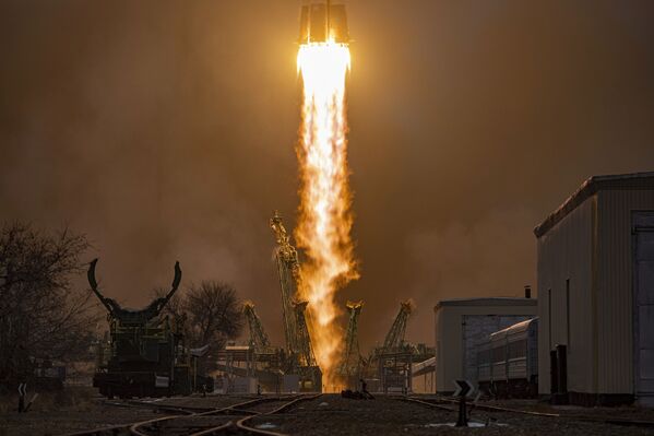 カザフスタン・バイコヌール宇宙基地から打ち上げられたプログレスMS-16補給船 - Sputnik 日本