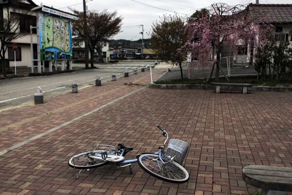 福島県南相馬市の駅前に放置された自転車 （2011年4月21日撮影） - Sputnik 日本