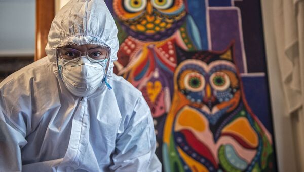 ワクチンを接種するペルーの医療従事者 - Sputnik 日本