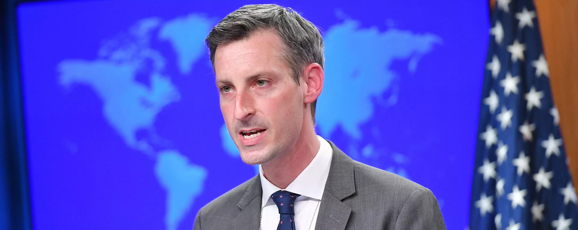 U.S. State Department spokesman Ned Price speaks during the release of the 2020 Country Reports on Human Rights Practices at the State Department in Washington, DC, U.S., March 30, 2021. - Sputnik 日本, 1920, 19.05.2021