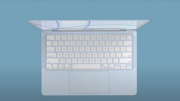 MacBook Air - Sputnik 日本