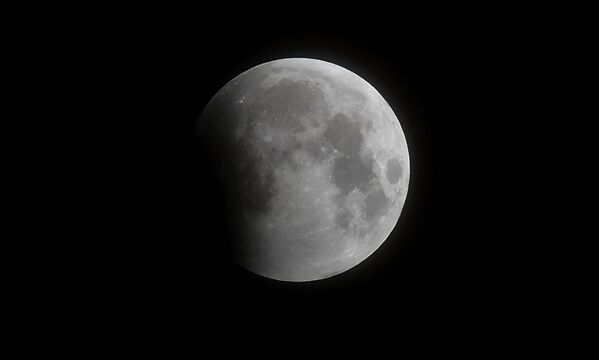 米カリフォルニア州サンタモニカで観測された皆既月食 - Sputnik 日本