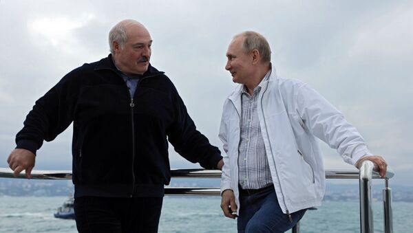 Президент РФ В. Путин и президент Белоруссии А.  Лукашенко совершили морскую прогулку - Sputnik 日本