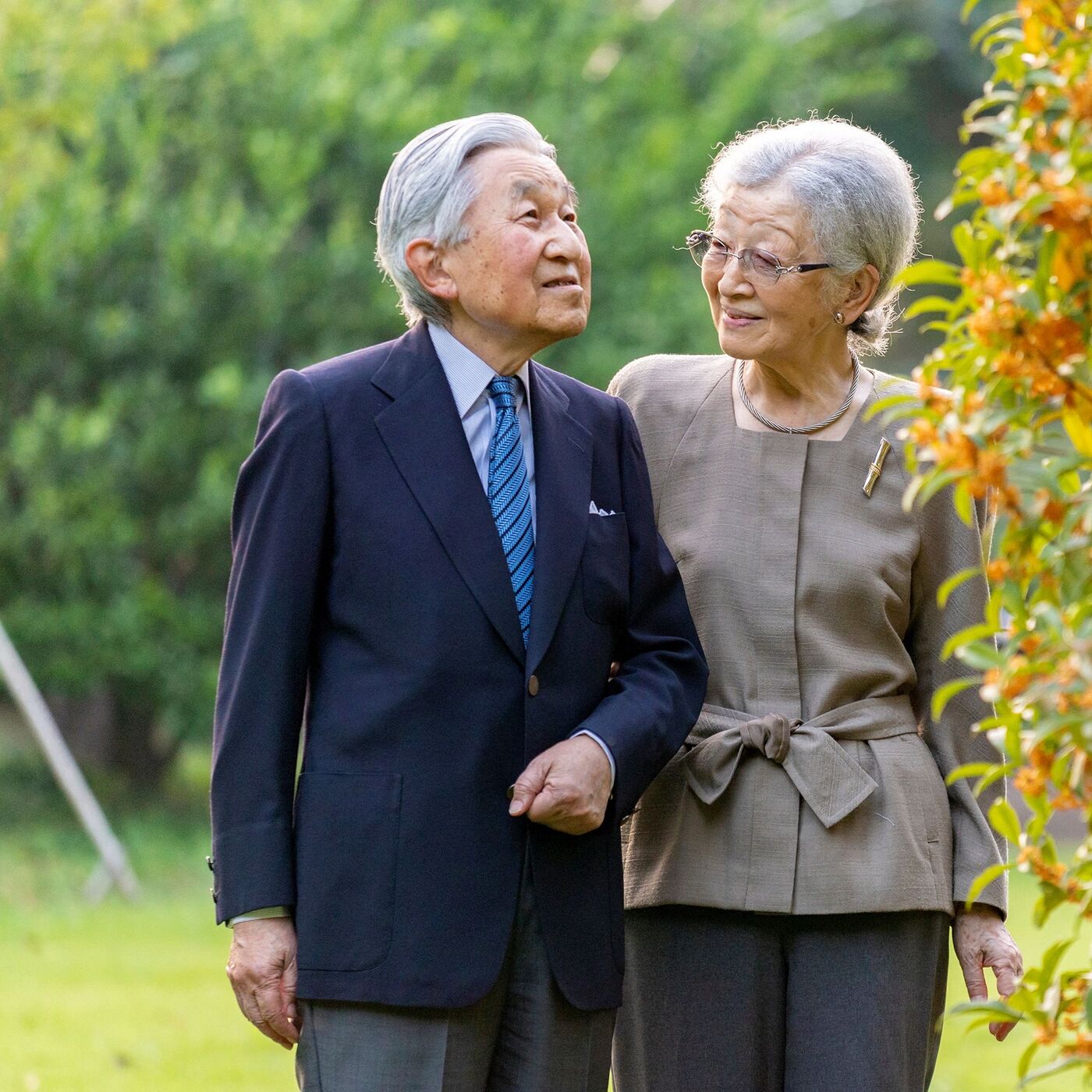 徳仁親王殿下 ご成年をお喜びの天皇ご一家 徳仁親王殿下・ご成年をお喜びの天皇ご一家―昭和55年度版 (1980