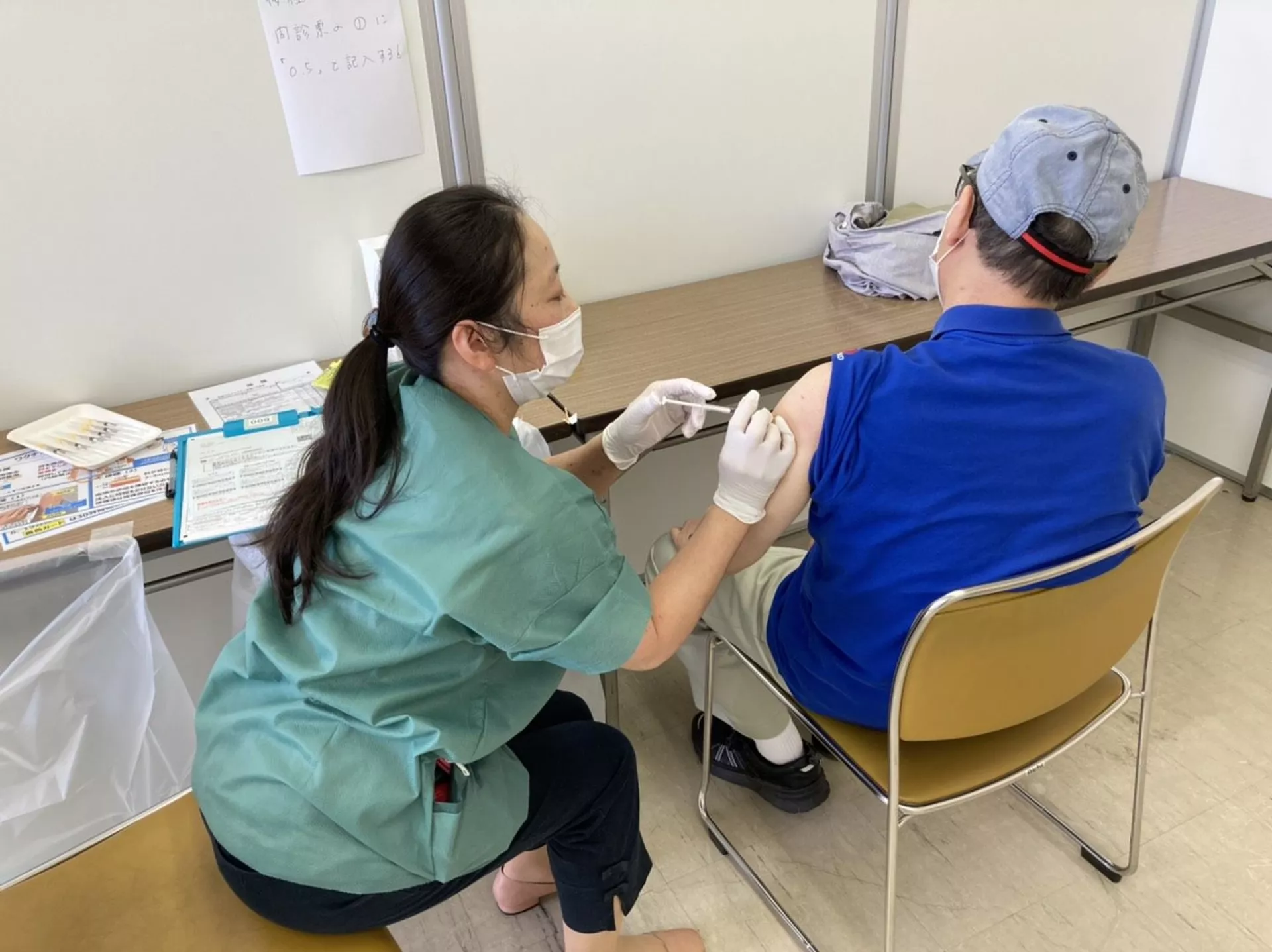 埼玉県の大規模接種会場、運用開始 接種を受けた高齢者、接種と五輪などについて意見を語る 埼玉県の大規模接種会場、運用開始 接種を受けた高齢者、接種と五輪などについて意見を語る - Sputnik 日本, 1920, 02.06.2021