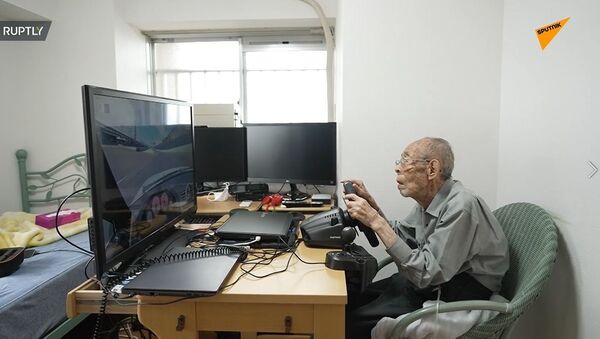 90歳でも現役　レースゲーム披露しYouTubeで人気 - Sputnik 日本