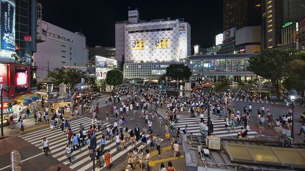 渋谷の夜間路上飲酒が通年禁止に - Sputnik 日本