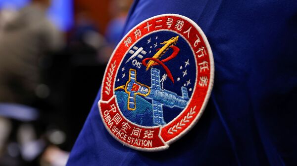 「神舟12号」の降下カプセル　3人の宇宙飛行士を乗せ中国北部に着陸 - Sputnik 日本