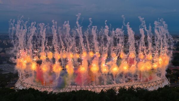 イタリア・ローマで、EURO2020（欧州サッカー選手権）の開会式でスタジアム上空に打ち上げられた花火 - Sputnik 日本