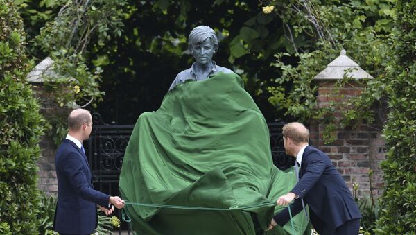 ダイアナ妃の銅像除幕式 - Sputnik 日本
