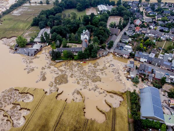 ドイツ西部・ノルトライン・ウェストファーレン州エルフトシュタットで、洪水の被害を受けた地域 - Sputnik 日本