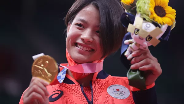 東京五輪　柔道女子52キロ級で日本の阿部詩選手が金メダル　兄妹で同日優勝 - Sputnik 日本