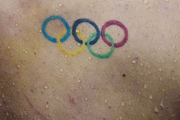 米国のタウンリー・ハース選手（競泳）の背中にあるオリンピックシンボルのタトゥー - Sputnik 日本