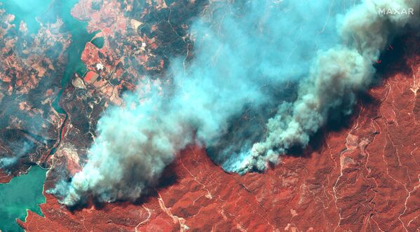 トルコの森林火災の様子を捉えた航空写真 - Sputnik 日本