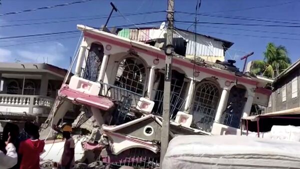 ハイチで倒壊した建物 - Sputnik 日本
