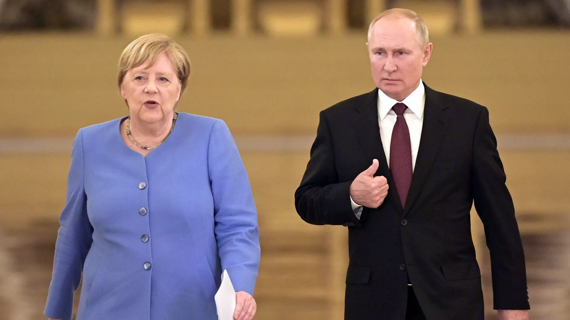 ロシアのプーチン大統領とドイツのアンゲラ・メルケル首相