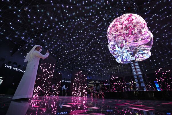 アラブ首長国連邦（UAE）で開催中のドバイ万博に設置されたロシア館 - Sputnik 日本