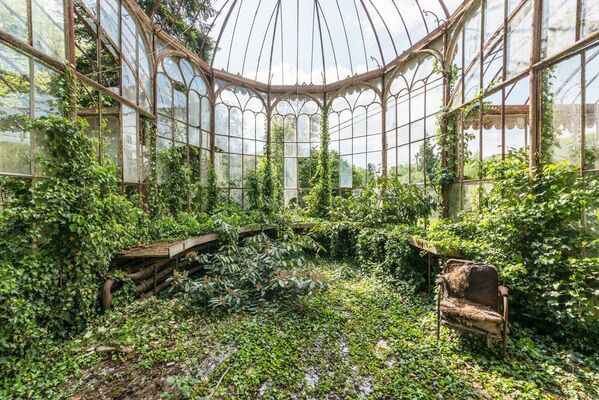 ロマン・ヴェイヨン氏が撮影した廃墟のドーム庭園 - Sputnik 日本