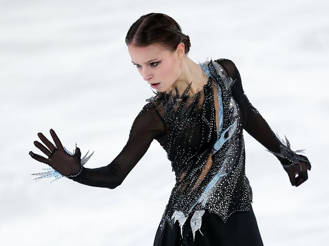 怪我を押して五輪に出場し優勝したシェルバコワ ドイツで手術へ - 2022