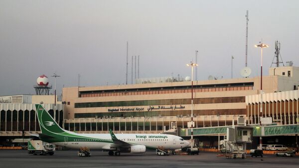 Самолет Boeing 737-81Z авиакомпании Iraqi Airways в международном аэропорту Багдад. - Sputnik 日本